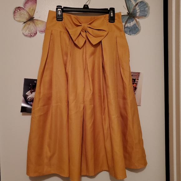 PERSUN Dresses & Skirts - Skirt